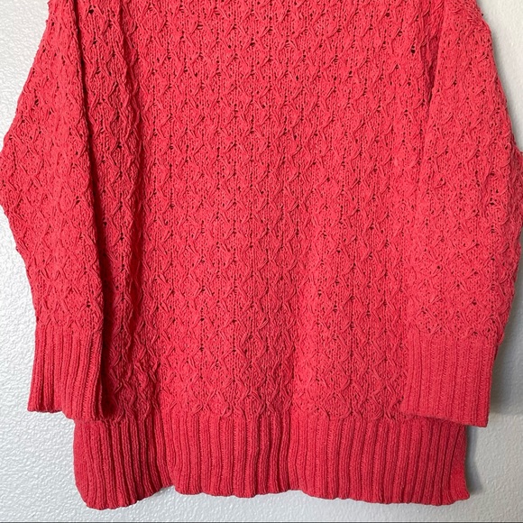 Seven7 Textured Chenille Crew Neck Sweater in Hibiscus Coral Size Medium - Picture 4 of 10